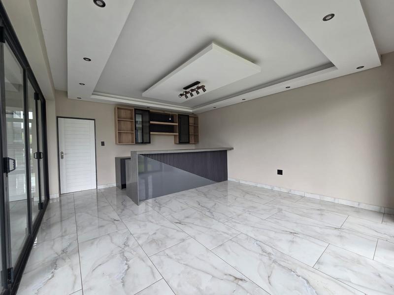 5 Bedroom Property for Sale in The Islands Estates North West